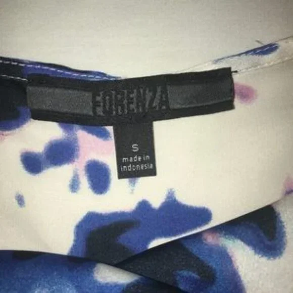 Forenza multi color semi sheer sleeveless top - Picture 5 of 6